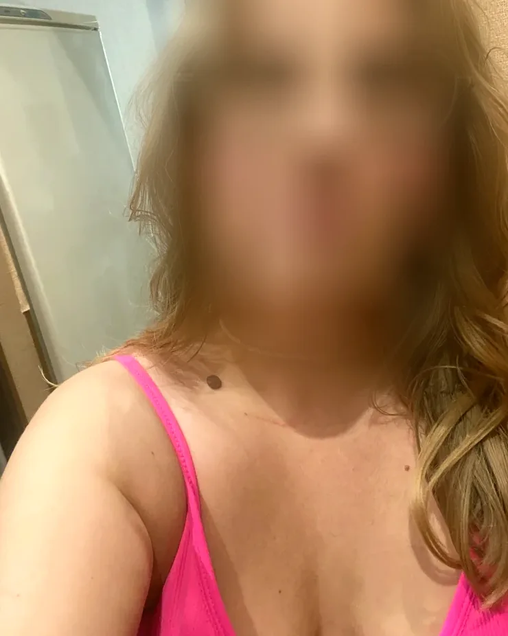 Bernadette, 30