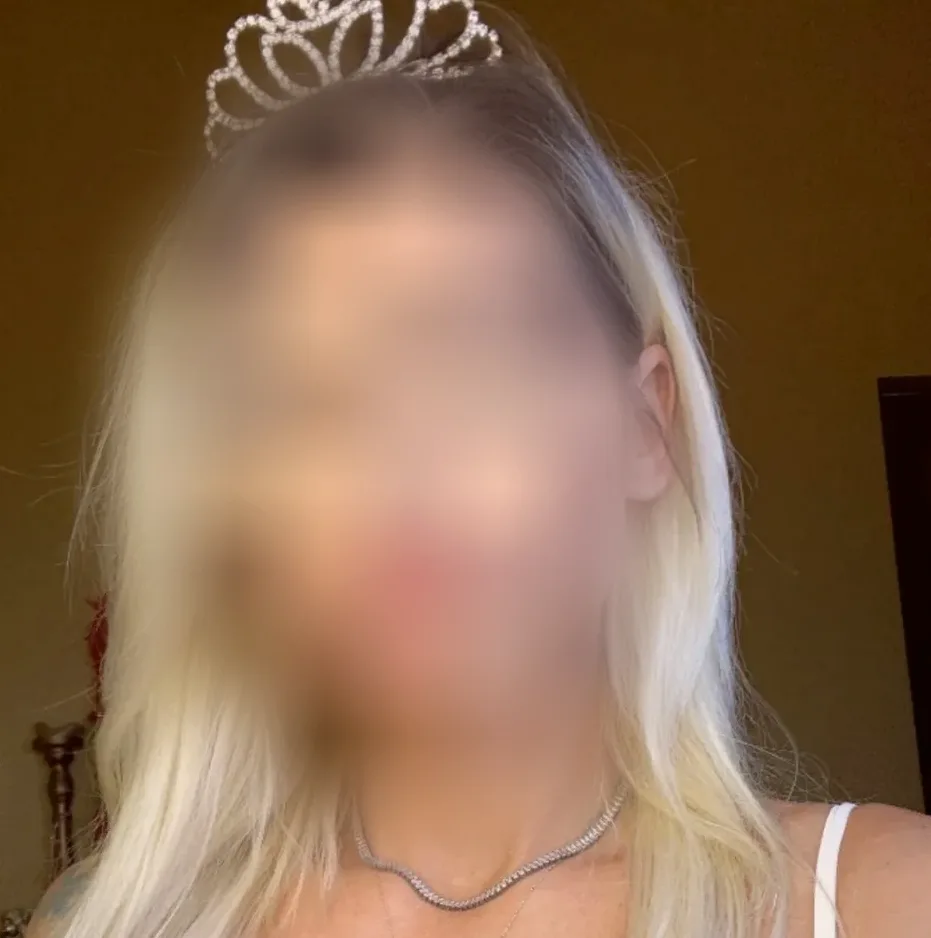 Hanna, 35