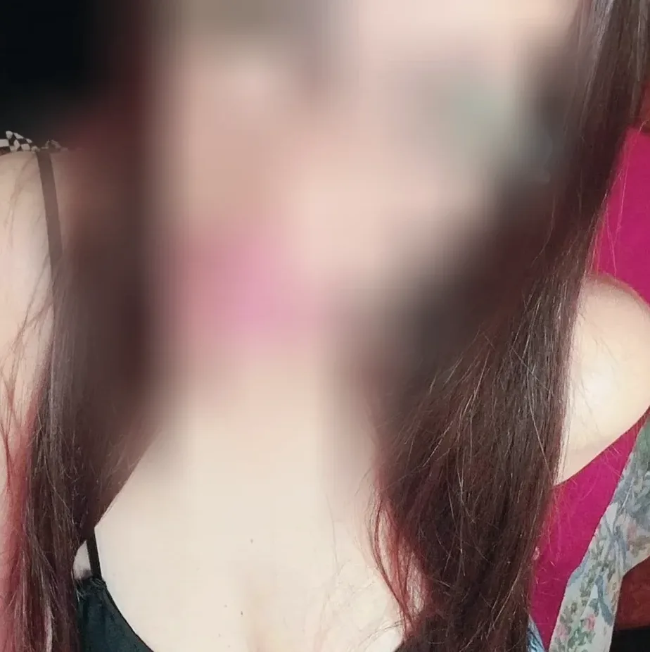 Jovana, 37